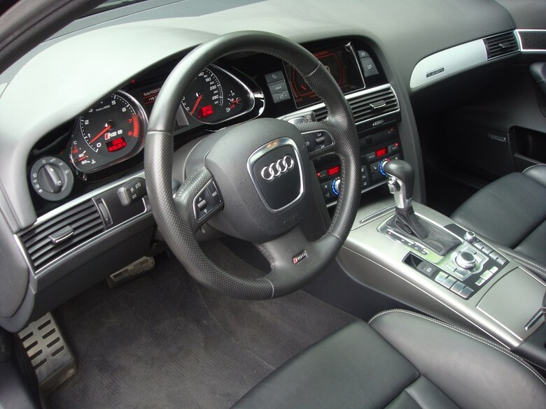 Poste de conduite Audi RS6 C6